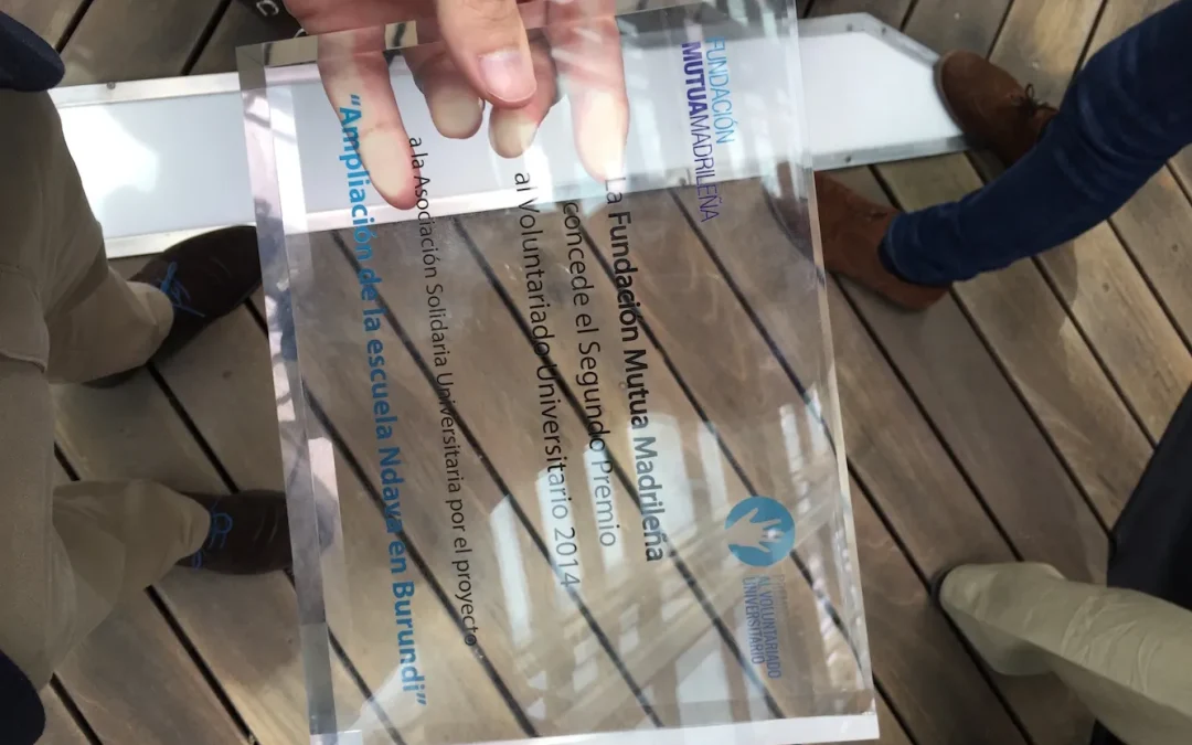 Muchas gracias, urakoze cane, tingki yabaia.